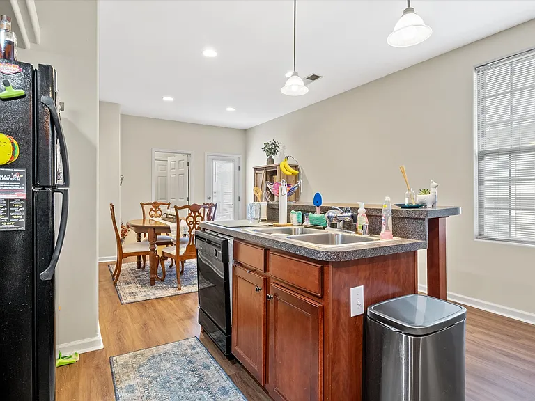 2537 Sun Seeker Ct — Photo 6