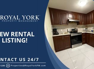 3 Farley Rd #2, Brampton, ON L6Y2R5