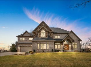 10475 Grubbs Rd, Wexford, PA 15090