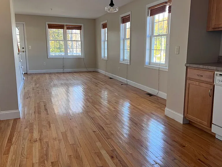 20 Portsmouth Ave #D — Photo 8