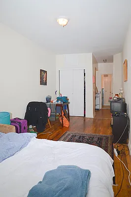 Rented by Prince Real Estate Associates LLC | media 9