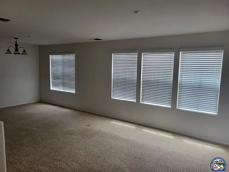 642 W Brewer Rd #155 — Photo 3