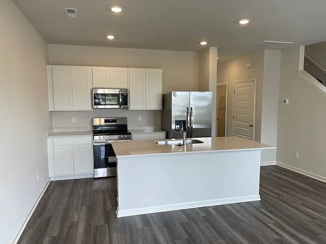 827 Big Bend Ct — Photo 10