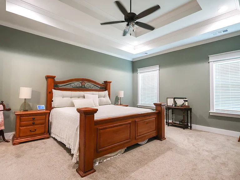 410 Stonegate Trl — Photo 21