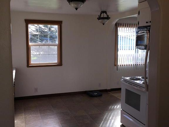5th image of 512 Marolf Loop Rd