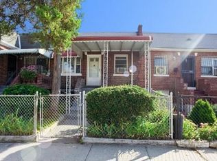 111 E 45th St, Brooklyn, NY 11203