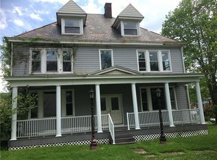 215 Hillwood Rd, Pittsburgh, PA 15209