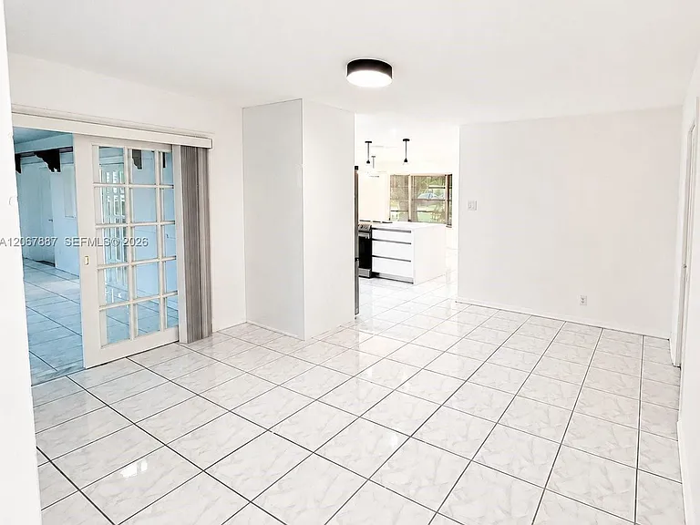 6921 NW 5th Ct — Photo 13