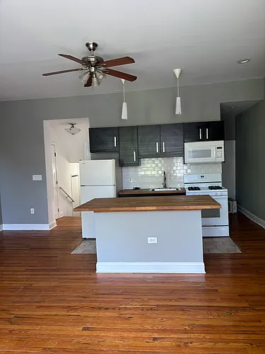 1604 Bolton St #2R Photo 1