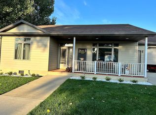1103 2nd St NW, Bowman, ND 58623