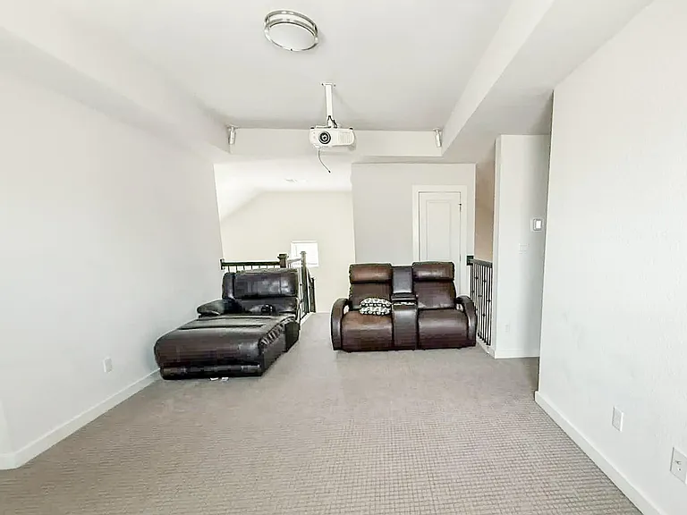 112 Rosebush Dr — Photo 23