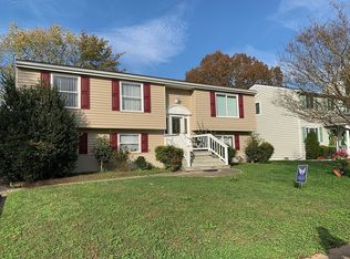 1408 Crispell Ct, Hampton, VA 23666