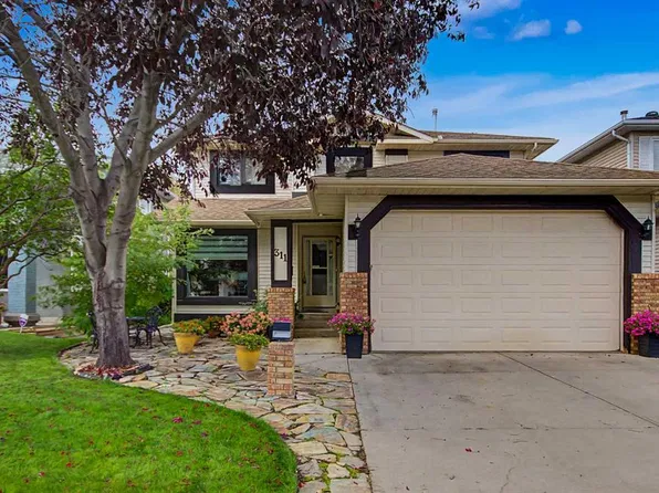 311 Douglasbank Grn SE, Calgary, AB T2Z 1V7