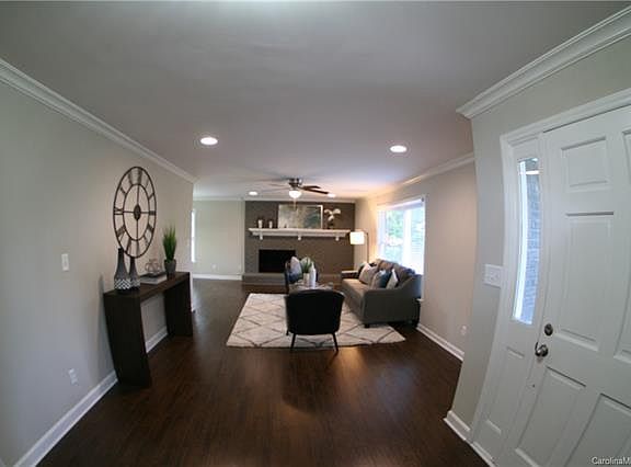 5th image of 5420 Bannock Glen Dr
