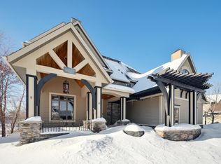 195 Meadowview Ln, Hamel, MN 55340