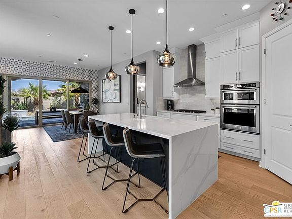 5th image of 22 Chardonnay