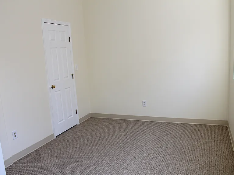 21 Linden St #213 — Photo 9