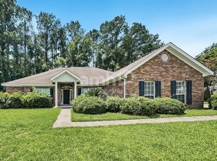 62 Golden Gate Dr, Pooler, GA 31322