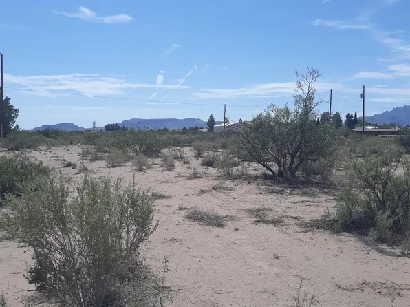 2785 Garland Ln SE, Deming, NM 88030