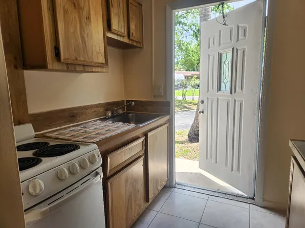 (undisclosed Address), Pompano Beach, FL 33062
