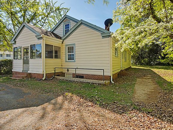 5th image of 379 Old Rock Rd
