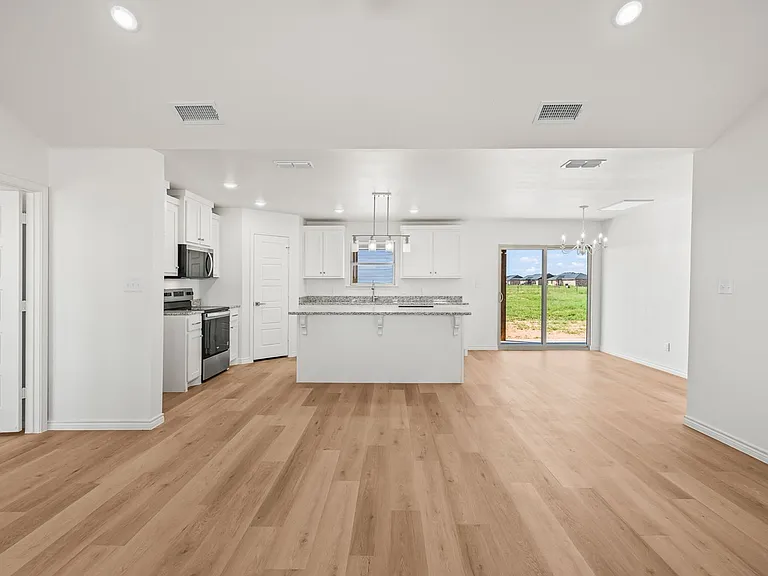 17311 N FM 400 — Photo 26