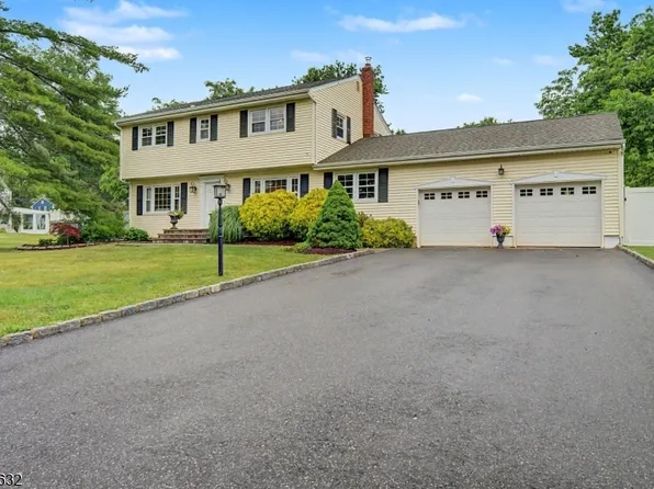 25 Lord Stirling Dr, Parsippany-Troy Hills Twp., NJ 07054