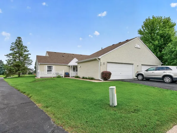 404 Sarazin St, Shakopee, MN 55379