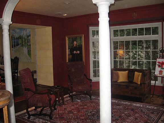 Living room with "embossed leather" look faux painting