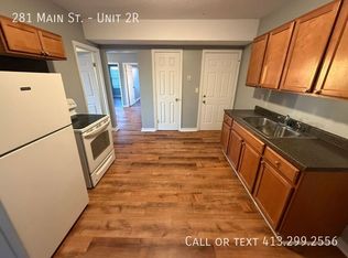 281 Main St APT 2R, Indian Orchard, MA 01151