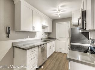 2020 Waverly Pl N APT 8, Seattle, WA 98109
