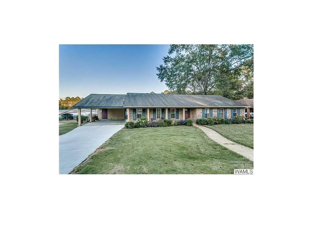 1439 50th Ave E photo 1