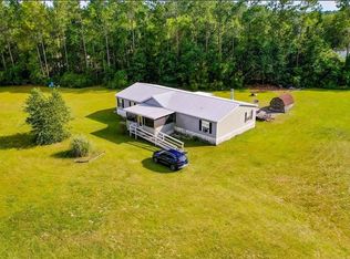 6910 Greenfield Rd, Blackshear, GA 31516