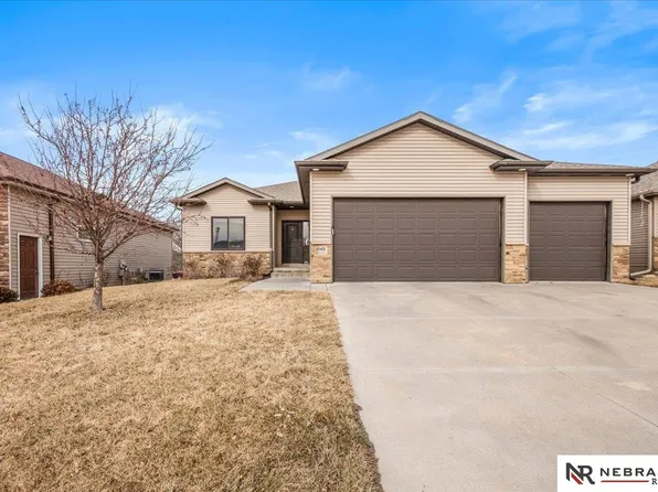 1540 W Silverado Dr, Lincoln, NE 68521