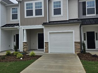 112 Lavender Ln, Clayton, NC 27520