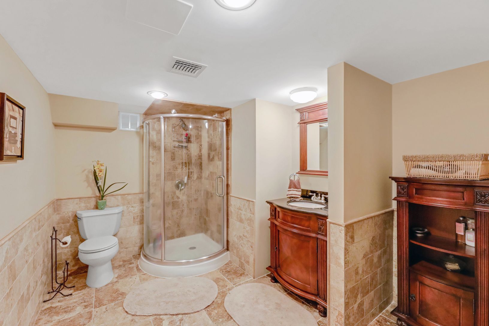  Finished Basement with Full Bath