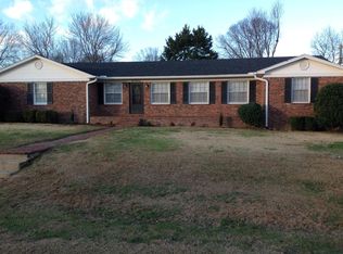 169 Fox Ridge Rd, Jackson, TN 38305