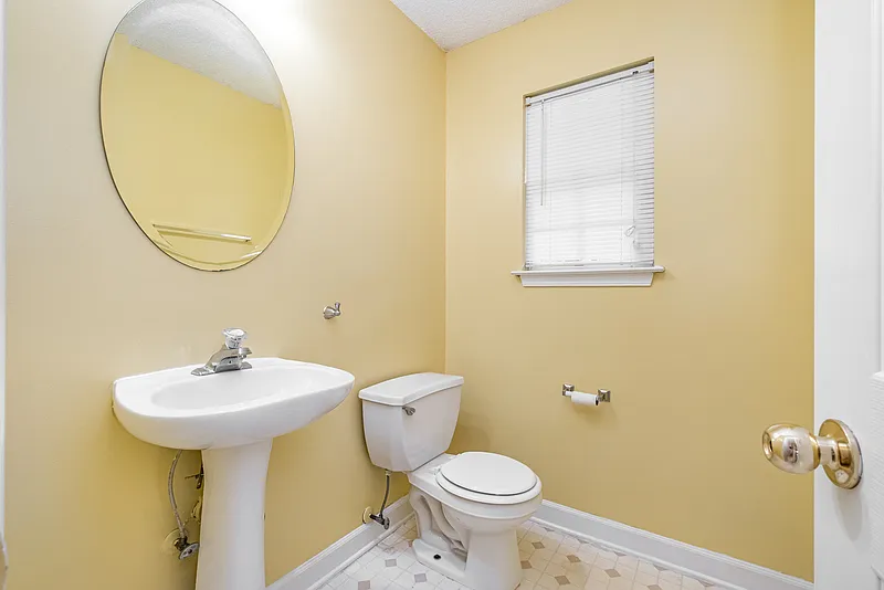 3 bed, 2.5 bath, 1767 sqft, $2,125 — Photo 4
