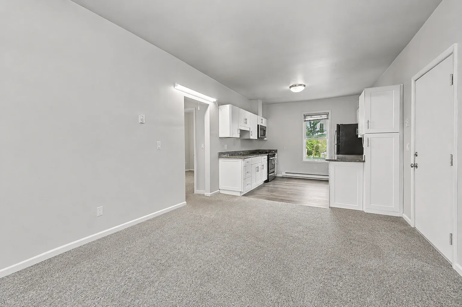 2 bed, 750 sqft, $2,900 — Photo 3