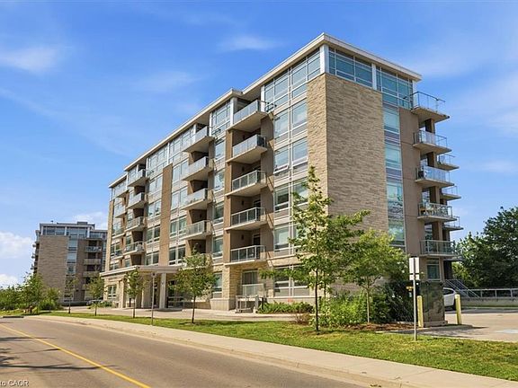 5th image of 467 Charlton Ave E #203
