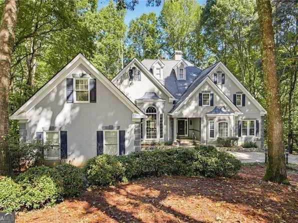 5331 Hermitage Dr, Powder Springs, GA 30127
