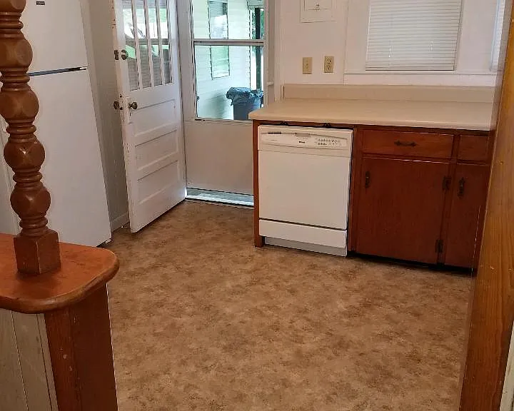 501 Murphy Ave SW — Photo 10