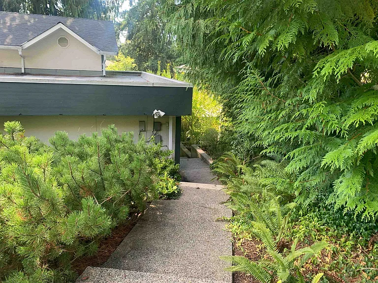 1767 Pierard Rd — Photo 12