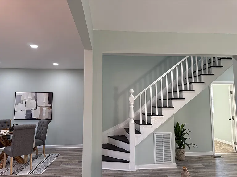 1136 Farmer St — Photo 11