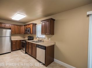 2125 E Honeysuckle Ln #6882977, Fayetteville, AR 72703