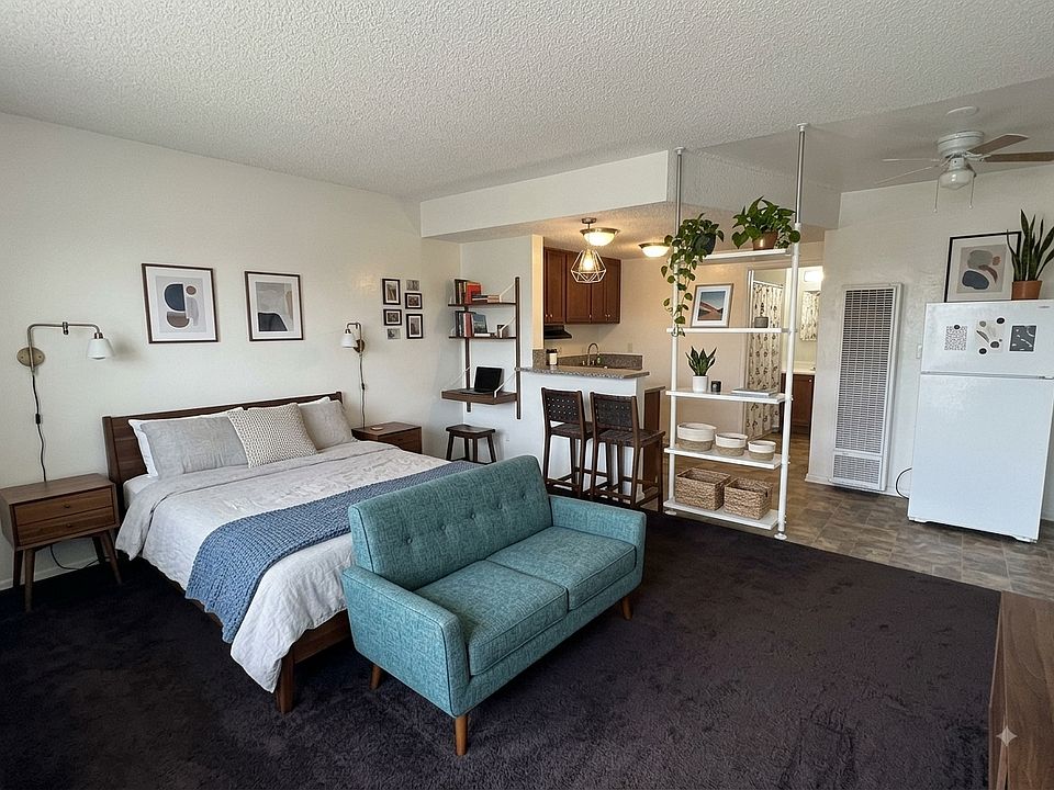 2nd image of 3187 Tenaya Ave #29