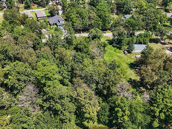 5th image of 3816 Sam Houston Rd