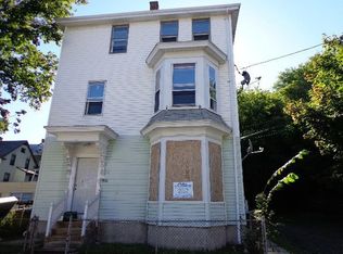 392 Front St, Woonsocket, RI 02895