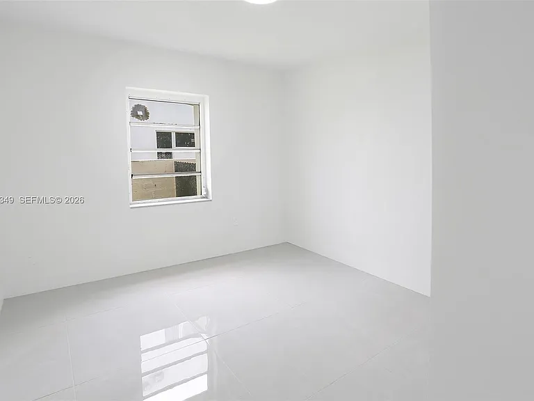 995 SW 14th Ave #995 — Photo 14