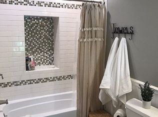 116 Front St, Hellertown, PA 18055